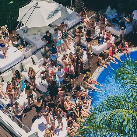 Sisu Boutique (adults Only)