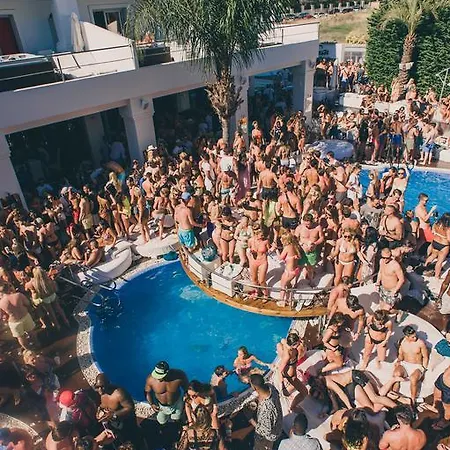 Sisu Boutique (adults Only)